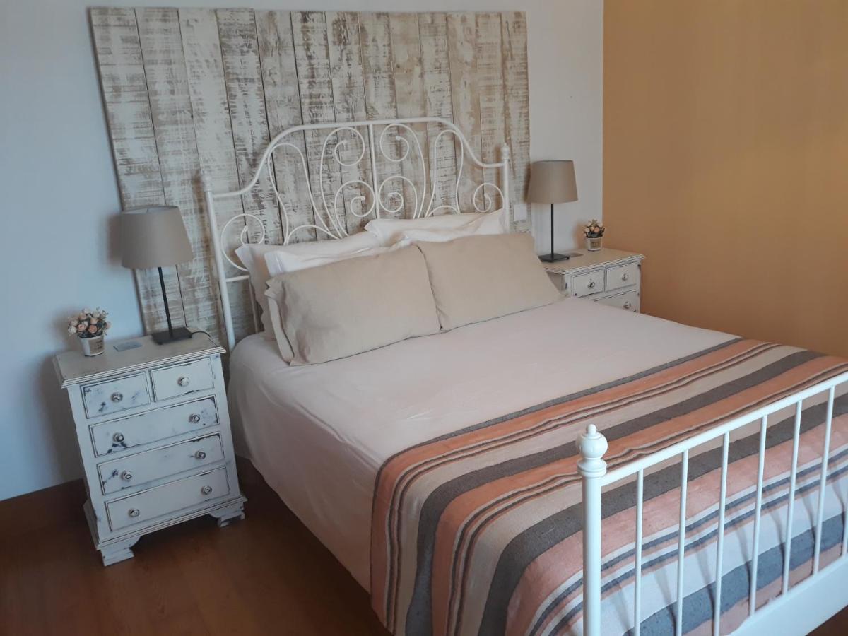 Casa Adega Do Mosteiro - Turismo Rural กัลดัส ดา ไฮน์ญา ภายนอก รูปภาพ