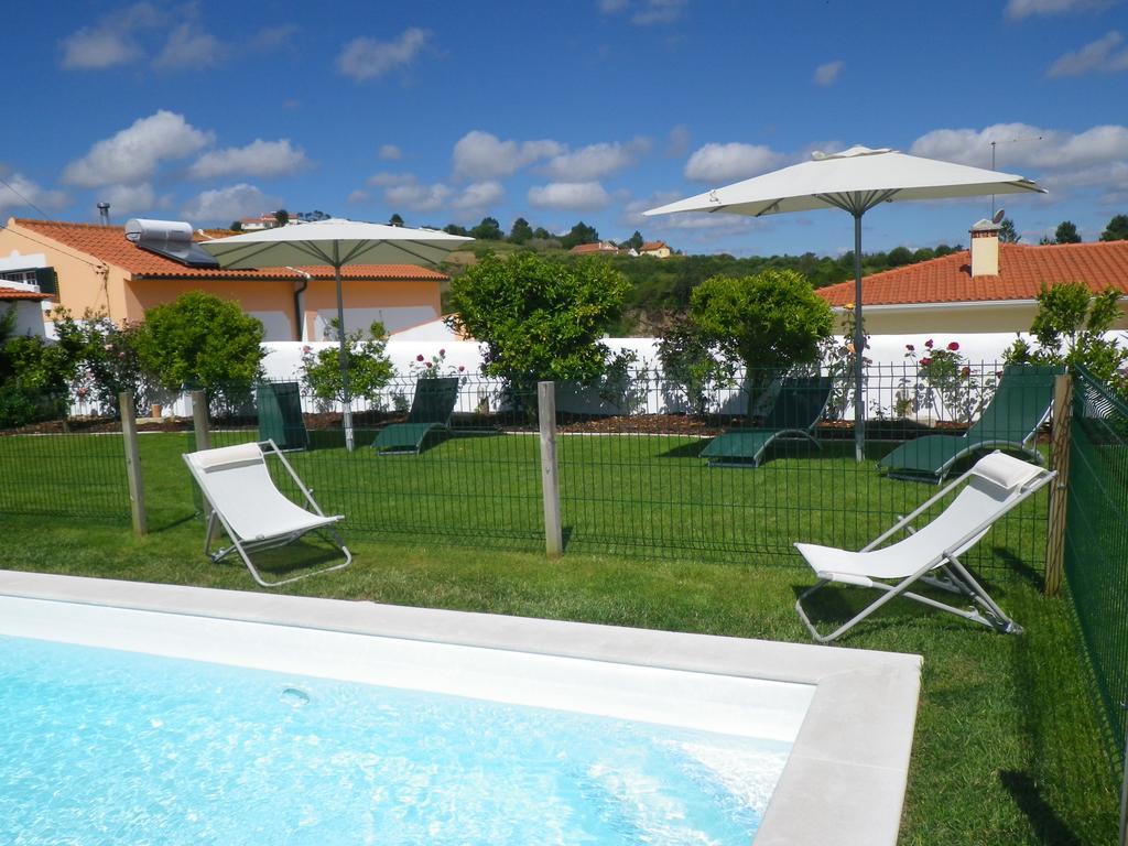 Casa Adega Do Mosteiro - Turismo Rural กัลดัส ดา ไฮน์ญา ภายนอก รูปภาพ